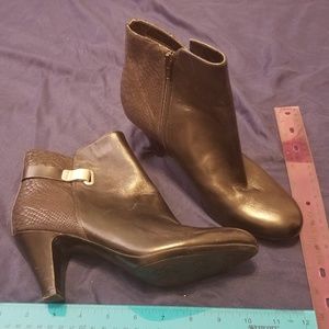 Naturalizer boots